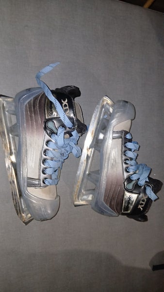 Bauer Vapor XIV Hockey Goalie Skates Regular Width Size 3 (Used)
