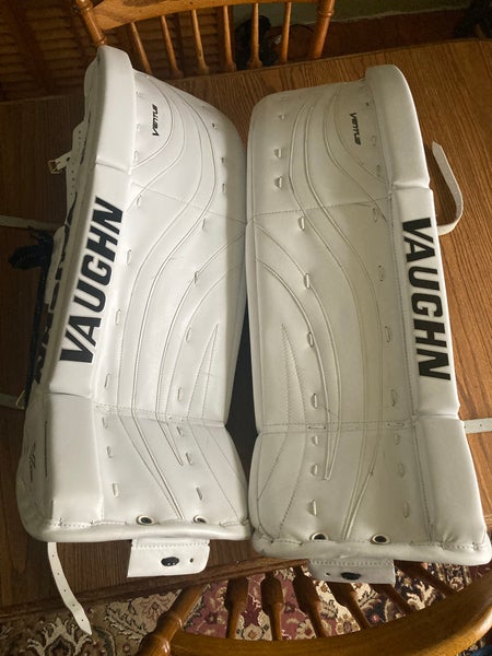 34" Vaughn Ventus LT98 Goalie Leg Pads (Used)