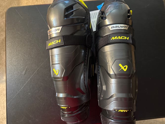 Junior Bauer Supreme Mach 12" Shin Pads (New)