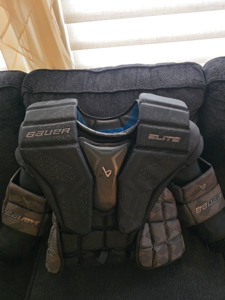 SR Small Bauer Elite Goalie Chest Protector (Used)