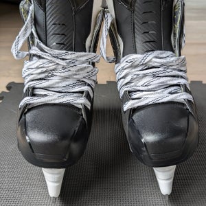 2025 Bauer Supreme M40 Hockey Skates Extra Wide Width 8.5 (New)