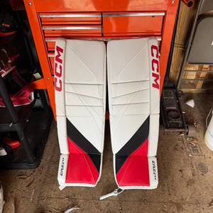 35" CCM EFlex 6.9 Goalie Leg Pads (New)