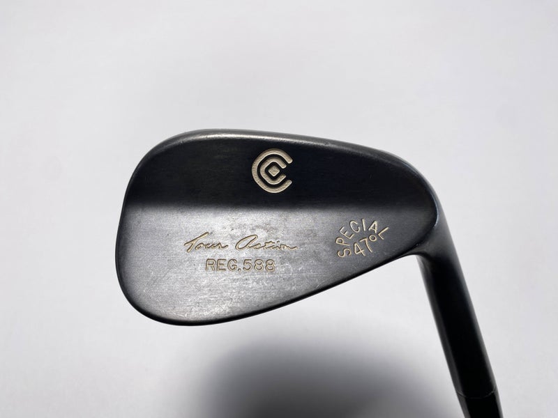 Cleveland 588 Black Melonite Pitching Wedge PW 47* DG Stiff Steel Mens RH
