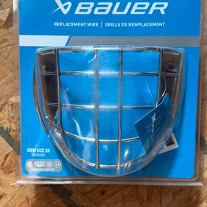 Senior Medium Bauer Goalie Cage (New)