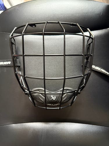 Medium Bauer True Vision II Full Cage