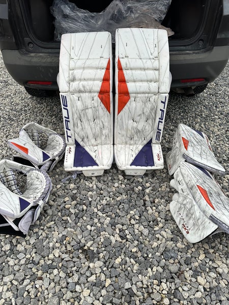 34" 2024 True Catalyst PX3 Regular Goalie Full Set Pro Stock (Used)