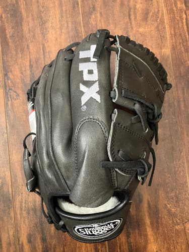 Louisville Slugger Pro Flare 11.75 glove