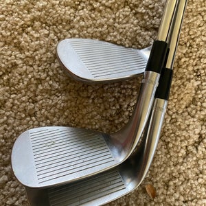 Men's Kirkland Signature Right Handed Wedge Regular Flex 52 Degree Steel Shaft (Used)