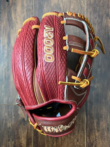Wilson A2000 1716 11.5 glove Custom