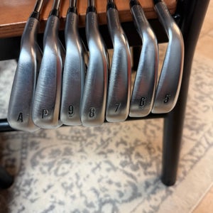 Men's 2024 Callaway APEX AI200 Right Handed Iron Set Stiff Flex (7 Clubs) #5 - #9, PW, GW Steel Shaf