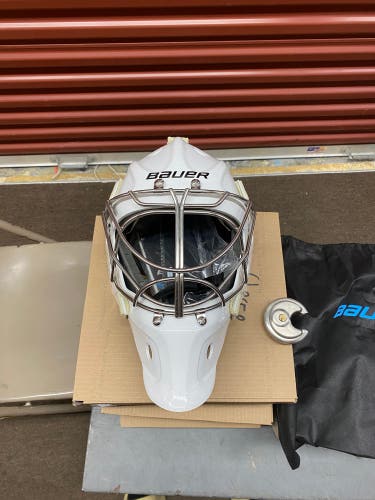 Senior Large Bauer Profile 940x Goalie Mask (Used)