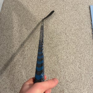 Intermediate CCM JetSpeed FT5 Pro Right Handed Hockey Stick P29 40 Flex (Used)