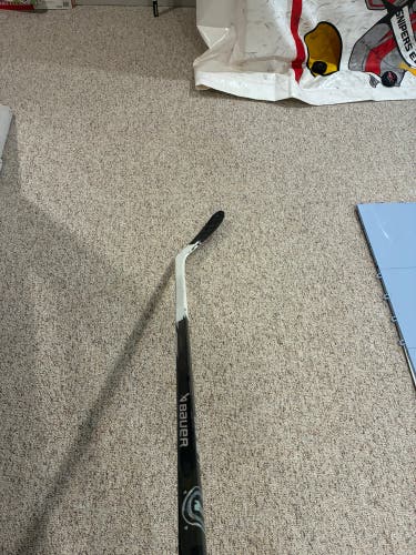 Barely used Bauer Proto-R Right Handed Hockey Stick P28 65 Flex (New)