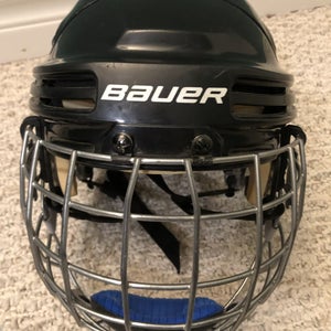 Medium Bauer 4500 Helmet with Cage (Used)