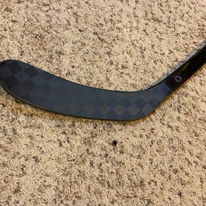 Intermediate Bauer Proto2 Right Handed Hockey Stick P28 65 Flex (New)