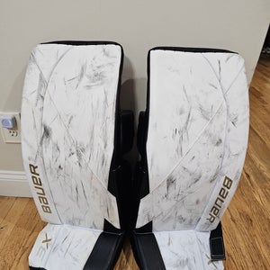 XS Bauer Vapor 3X Goalie Leg Pads Pro Stock (Used)