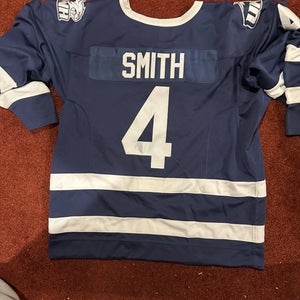 UNH Size 54 Adult Unisex Bauer Jerseys  (New) - 3 Jerseys total