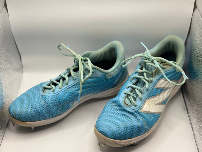 Blue Men's Size M 9.0 (W 10.0) Adult New Balance 4040v7 Metal (Used)