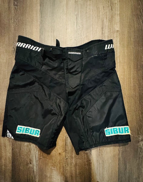 Kunlun Red Star KHL Inaguaral Season Warrior Pant Shell Sr. Large (New)