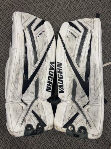 29" Vaughn Vision Goalie Leg Pads (Used)