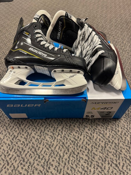 Bauer Supreme M40 Hockey Skates Size 5.5 (New) Fit 2