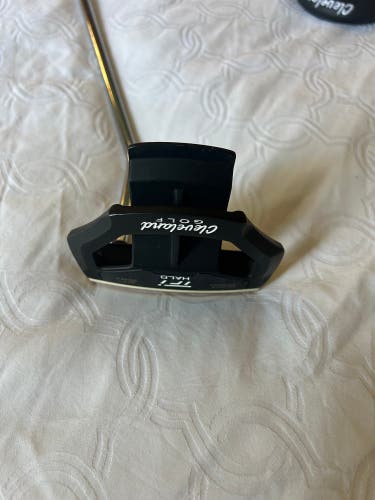 Black Men's Cleveland TFi Counterbalanced Right Handed Putter 35" (Used)