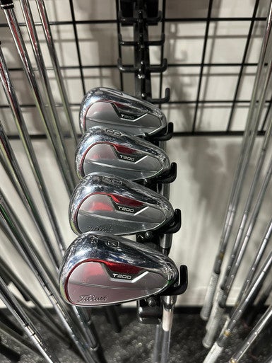 Used Titleist T200 FORGED Mens Iron Set RH 7I-PW 11834-S000035003