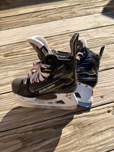 Bauer Supreme M40 Hockey Skates