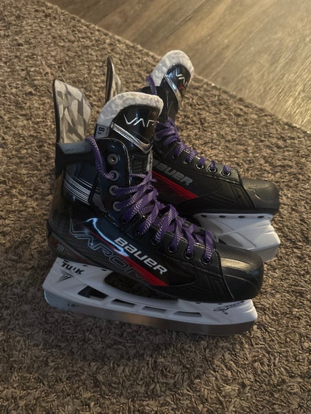 2022 Bauer Vapor X3 Hockey Skates Regular Width 8.5 (Used)