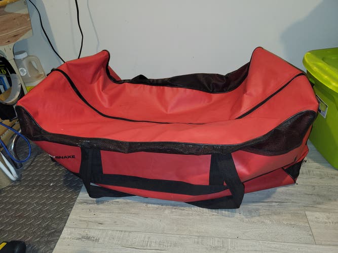 Drysnake Goalie Bag with weels (Used)like new