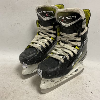 Used Bauer VAPOR X4 Junior Hockey Skate Junior 01.5 11855-S000195180