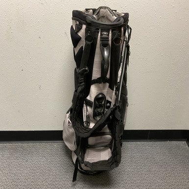 Used Ogio GROM Mens Stand Bag Black And Silver 11855-S000195149