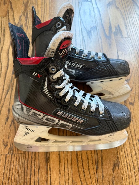 2021 Bauer Vapor 3X Hockey Skates Regular Width Size 5.5 (Used)