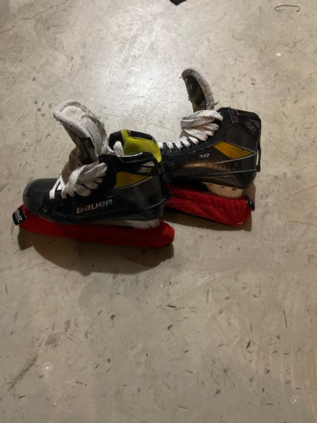 2020 Bauer Supreme 3S Pro Hockey Goalie Skates Regular Width Size 6.5 (Used) WITH CARBON BLADES