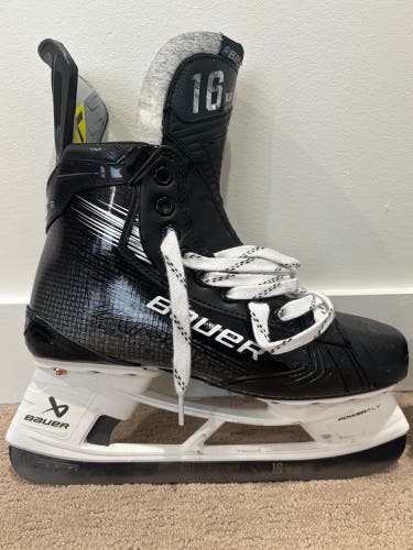 2023 Bauer Vapor Hyperlite 2 Hockey Skates Regular Width Pro Stock Size 6.5 (New)