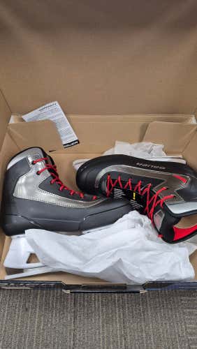 Bauer Expedition Hockey Skates 9 (New)