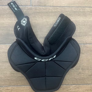 CCM Goalie Neck Guard (Small-Medium)
