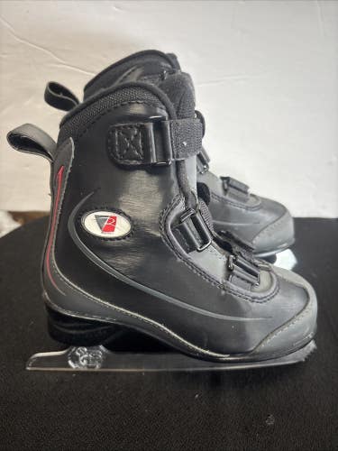Boys Junior Size 11 Riedell Black Figure Ice Skates