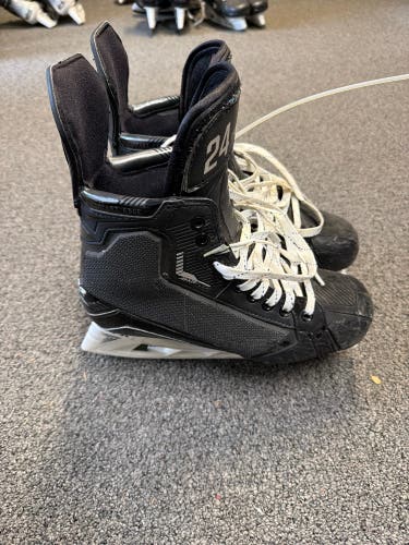 LA Kings pro stock Bauer Supreme Mach size 8  Extra Wide Width