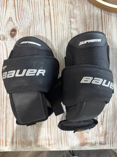Bauer Supreme Pro Knee Pads (NWOT)