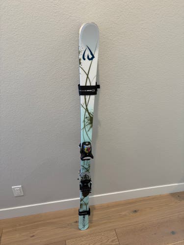 ID One Skis - 155cm and Look Pivot 12 Bindings