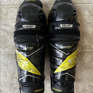 Junior Bauer Supreme Ultrasonic 12" Shin Pads