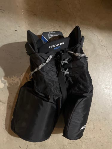 Junior Large Bauer Nexus 600 Hockey Pants (Used)