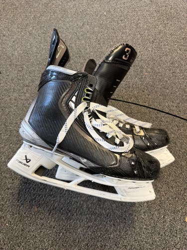 LA Kings Pro Stock Hyperlite Skates 8 1/4 D
