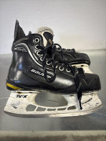 Junior Size 3.5 Bauer Supreme ONE 100 Ice Hockey Skates