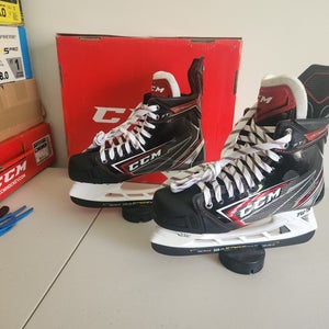 2019 CCM JetSpeed FT2 Hockey Skates Regular Width 8 (New)
