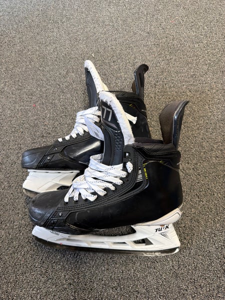 Edvinsson Pro Stock Hyperlite 2  Skates 9 3/4 (Used)