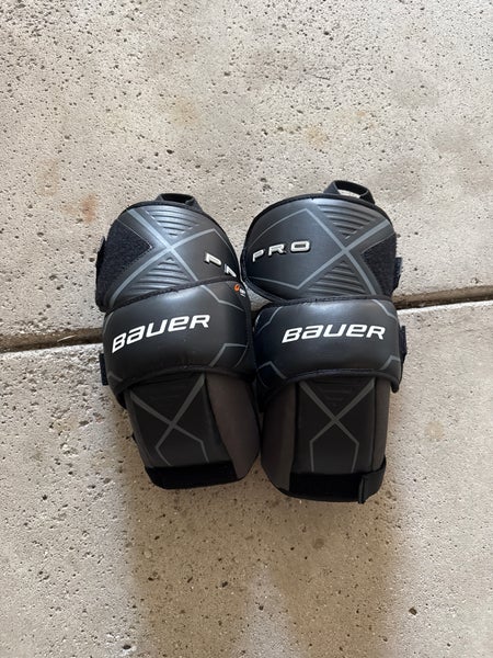 Bauer Pro Senior Knee Guards 2021 Model (Used)