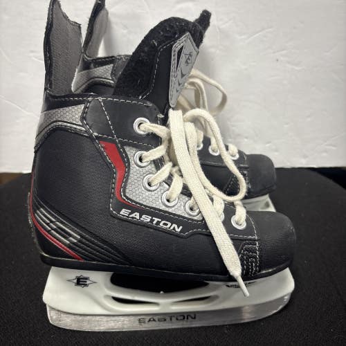 Youth Size 11 Easton Synergy EQ Ice Hockey Skates