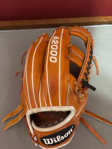 Wilson A2000 11.75 (used)